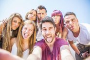 Here we are! Check out these fresh DRIVING AND UPBEAT background tracks for your “feelgood” videos or cheerful projects!